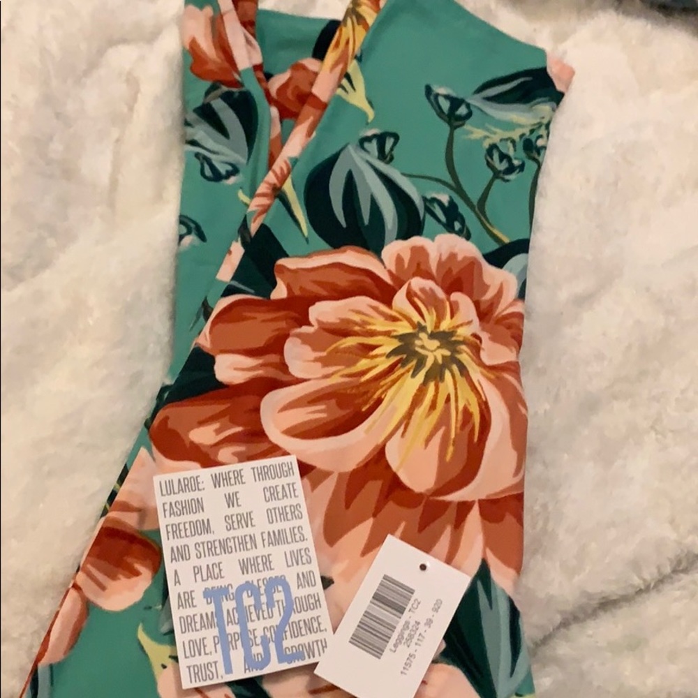 TC2 Tropical Floral Leggings